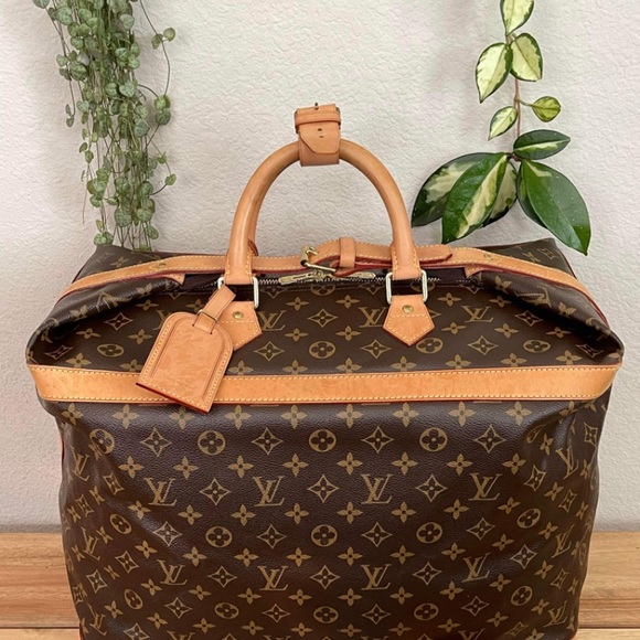 Louis Vuitton Handbags - Authentic Louis Vuitton Weekend Cruiser 45
